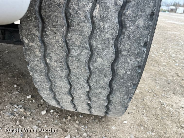 image for item LD9354 2010 Freightliner  Business Class M2 vacuum truck