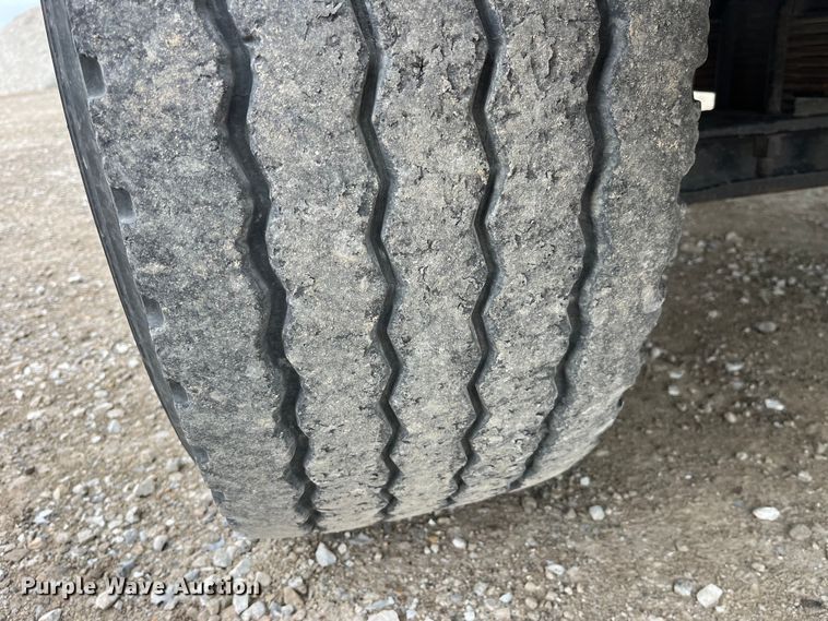 image for item LD9354 2010 Freightliner  Business Class M2 vacuum truck