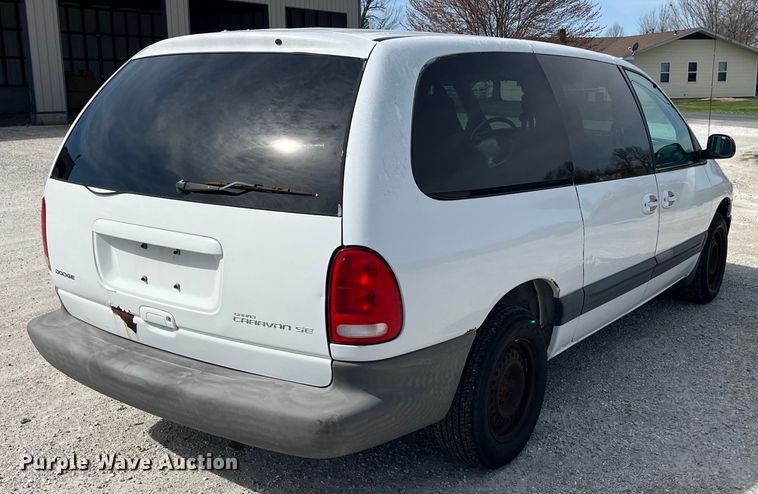 image for item LD9377 2000 Dodge  Grand Caravan SE van