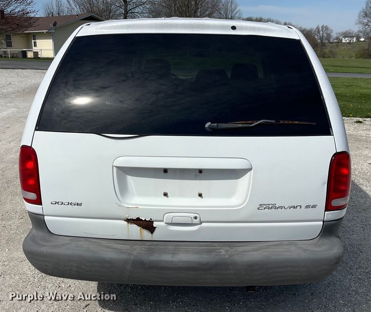 image for item LD9377 2000 Dodge  Grand Caravan SE van