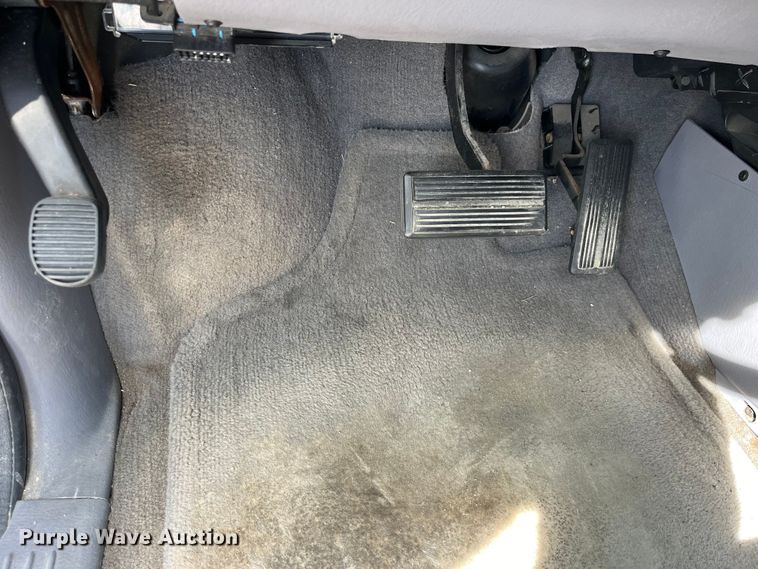 image for item LD9377 2000 Dodge  Grand Caravan SE van