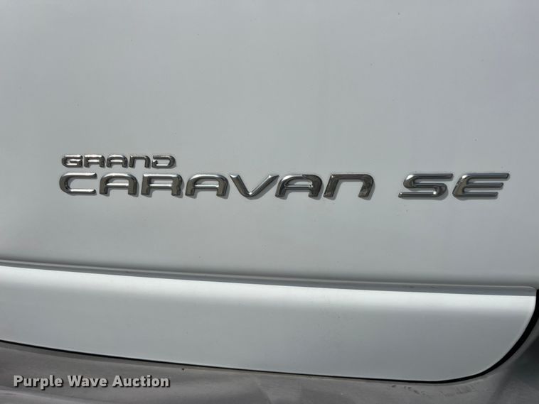 image for item LD9377 2000 Dodge  Grand Caravan SE van