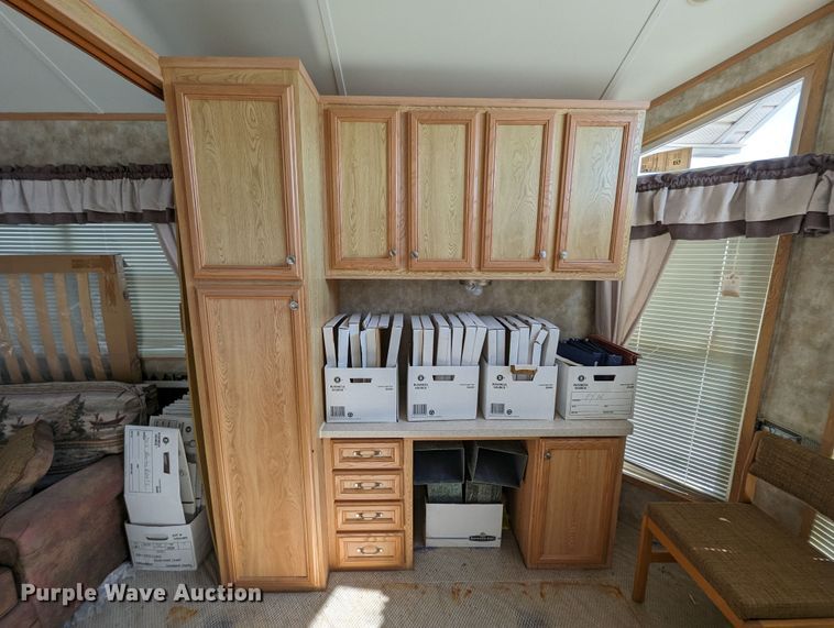 image for item LM9947 2008 Oak Creek Park Model Breckenridge 1240 SEDL-T manufactured home