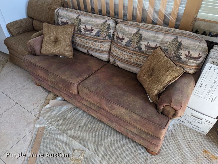 image for item LM9947 2008 Oak Creek Park Model Breckenridge 1240 SEDL-T manufactured home