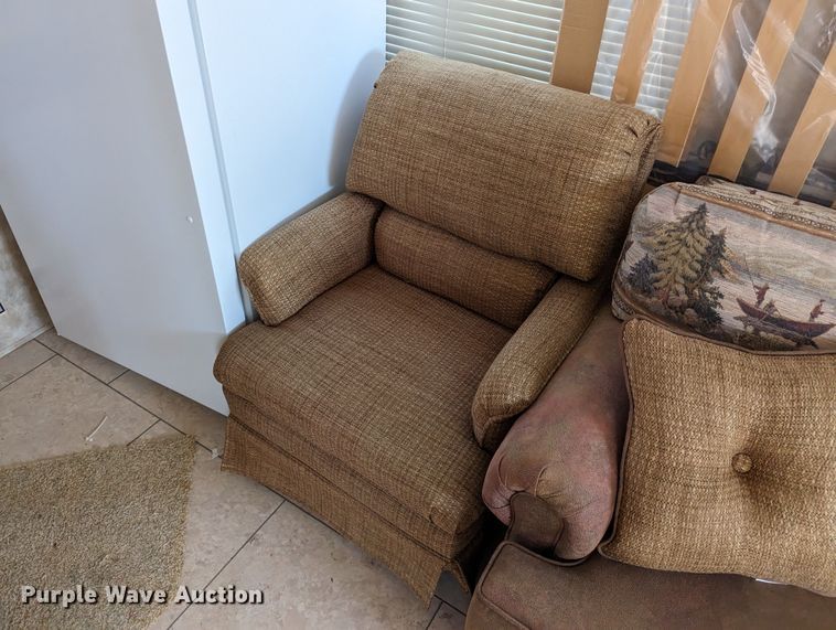 image for item LM9947 2008 Oak Creek Park Model Breckenridge 1240 SEDL-T manufactured home