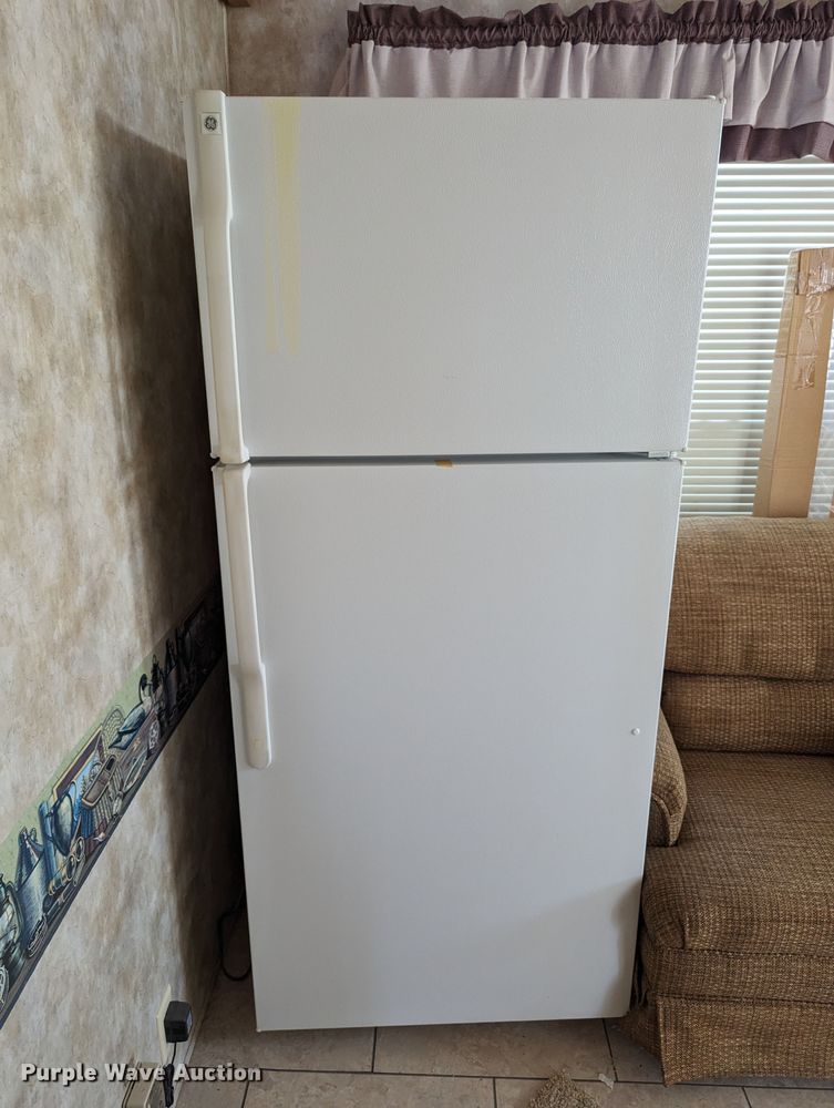 image for item LM9947 2008 Oak Creek Park Model Breckenridge 1240 SEDL-T manufactured home