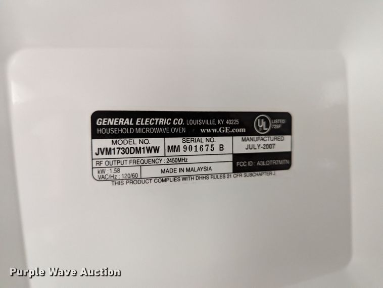 image for item LM9947 2008 Oak Creek Park Model Breckenridge 1240 SEDL-T manufactured home