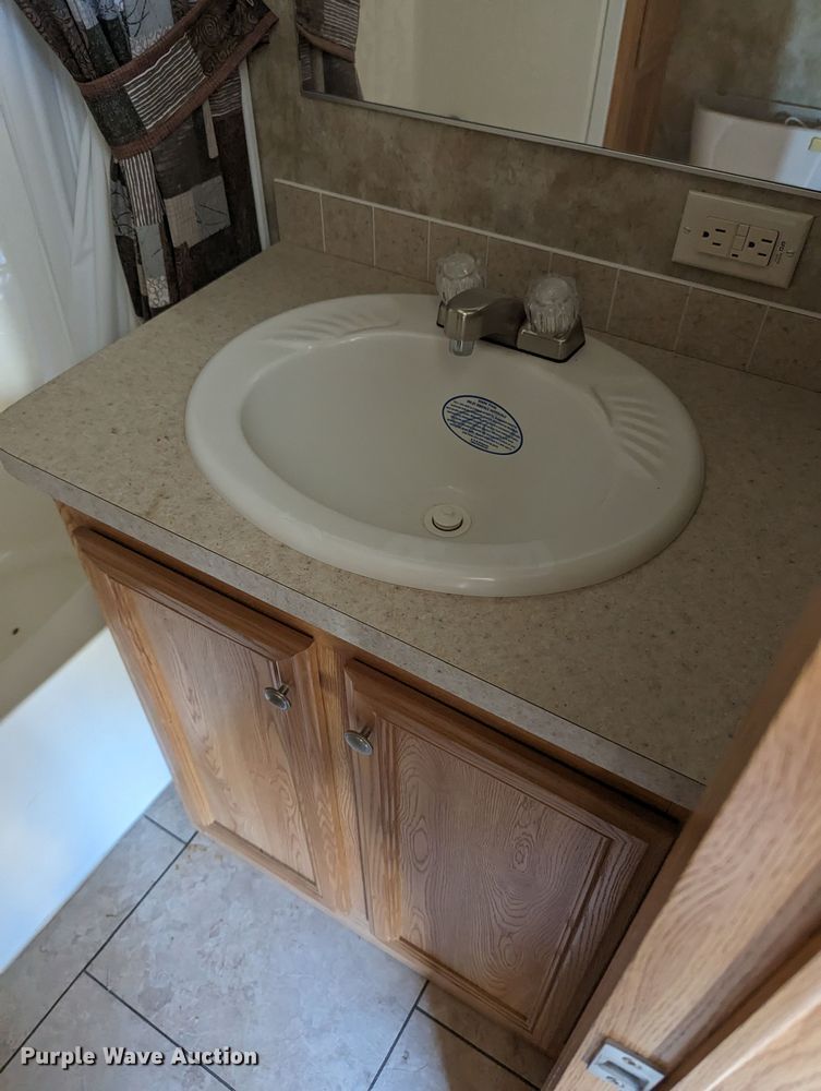 image for item LM9947 2008 Oak Creek Park Model Breckenridge 1240 SEDL-T manufactured home