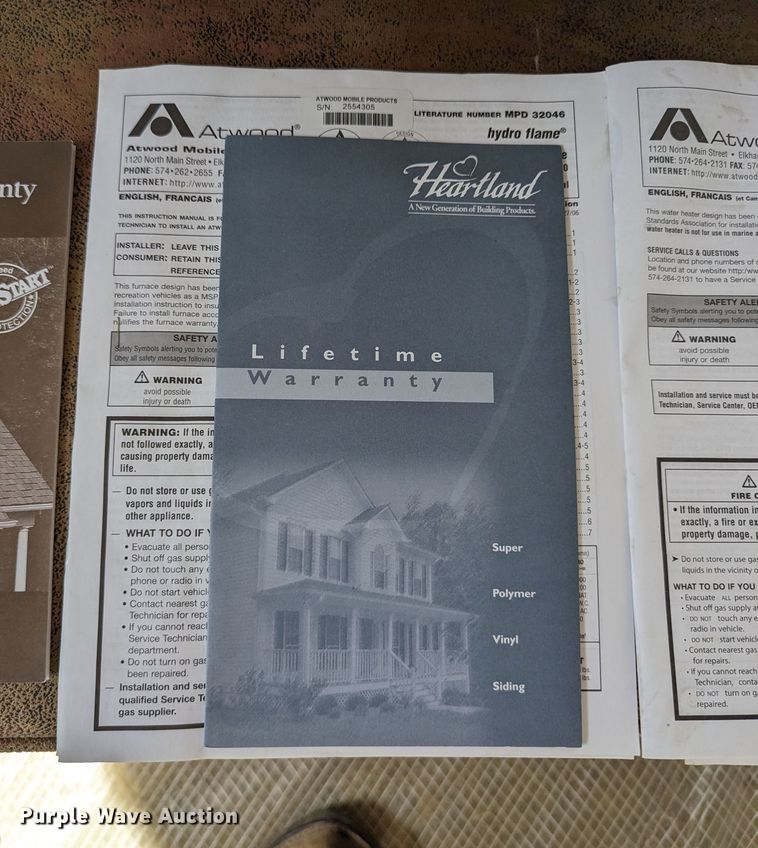 image for item LM9947 2008 Oak Creek Park Model Breckenridge 1240 SEDL-T manufactured home