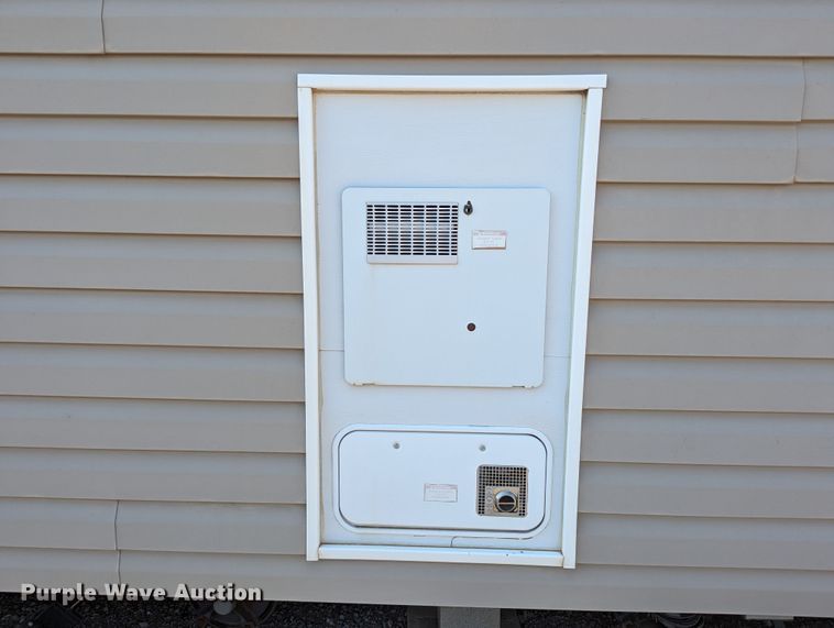 image for item LM9947 2008 Oak Creek Park Model Breckenridge 1240 SEDL-T manufactured home