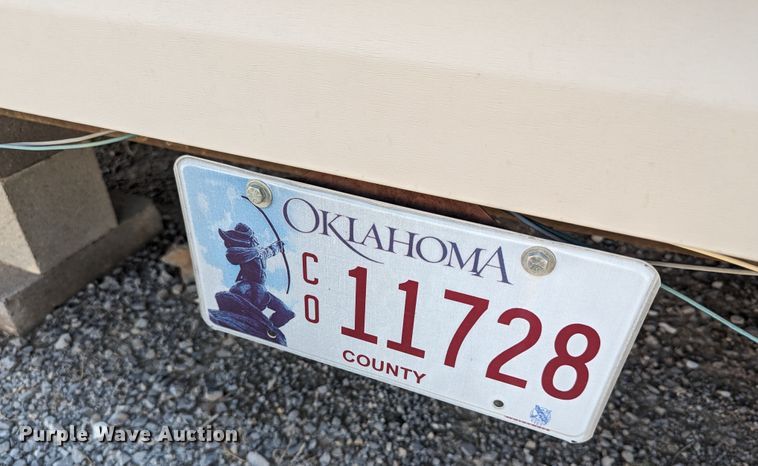 image for item LM9947 2008 Oak Creek Park Model Breckenridge 1240 SEDL-T manufactured home