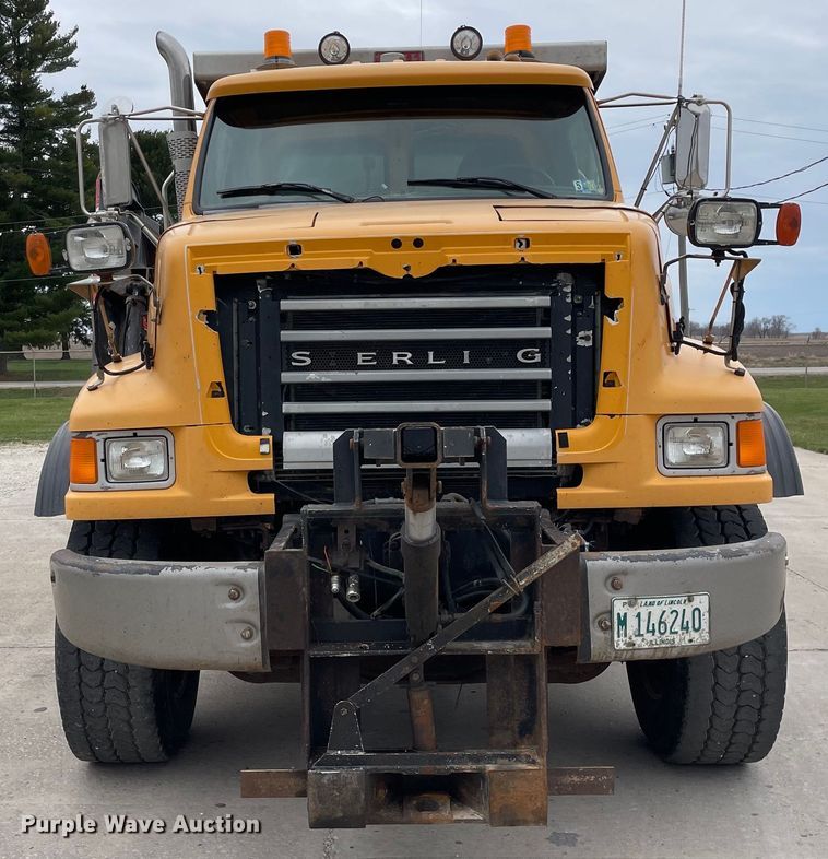 image for item LW9028 2004 Sterling  L9500 dump truck