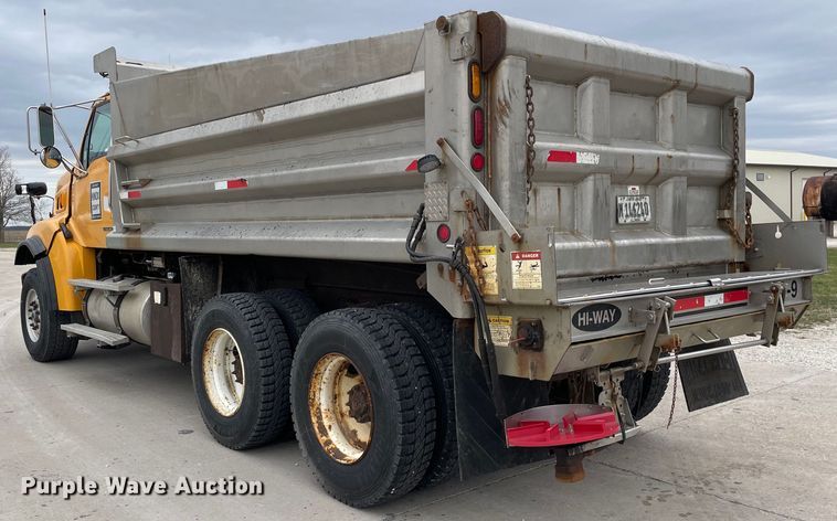 image for item LW9028 2004 Sterling  L9500 dump truck