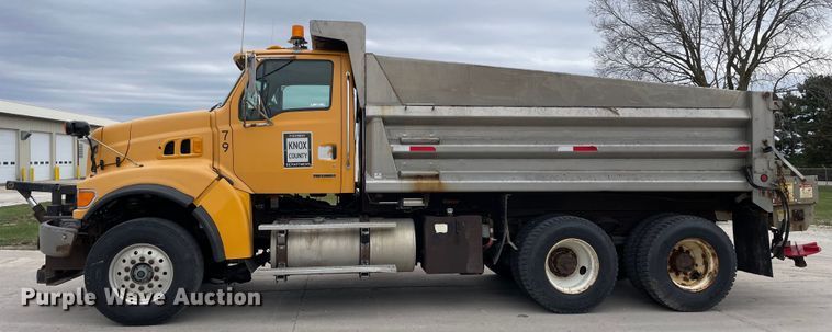 image for item LW9028 2004 Sterling  L9500 dump truck