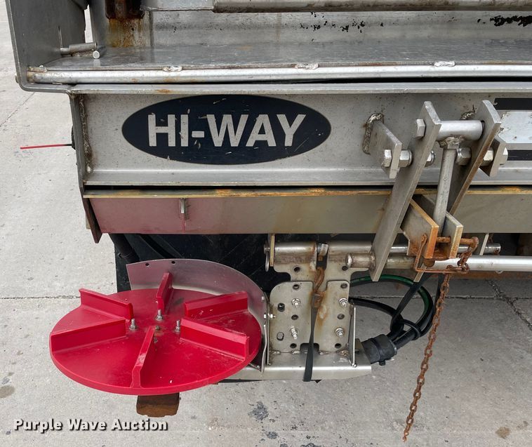 image for item LW9028 2004 Sterling  L9500 dump truck