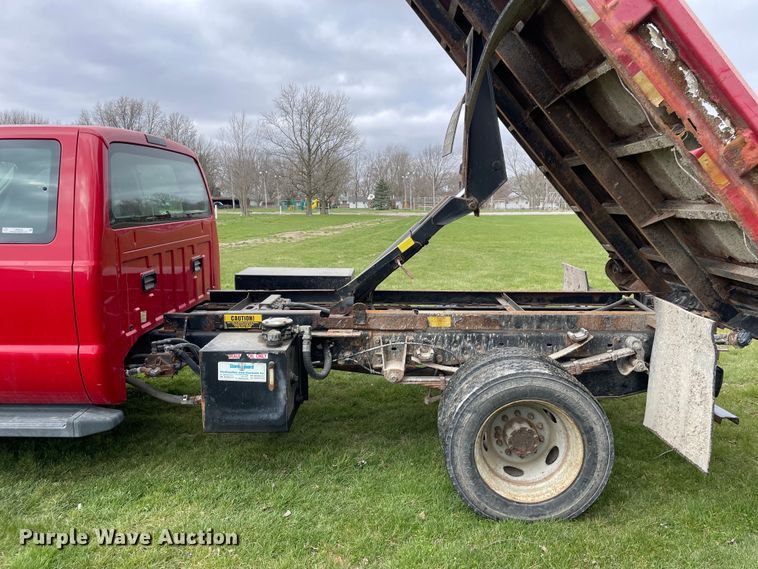 image for item LW9032 2008 Ford  F550 SuperDuty XL SuperCab dump truck
