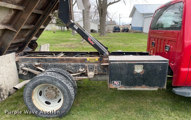 image for item LW9032 2008 Ford  F550 SuperDuty XL SuperCab dump truck