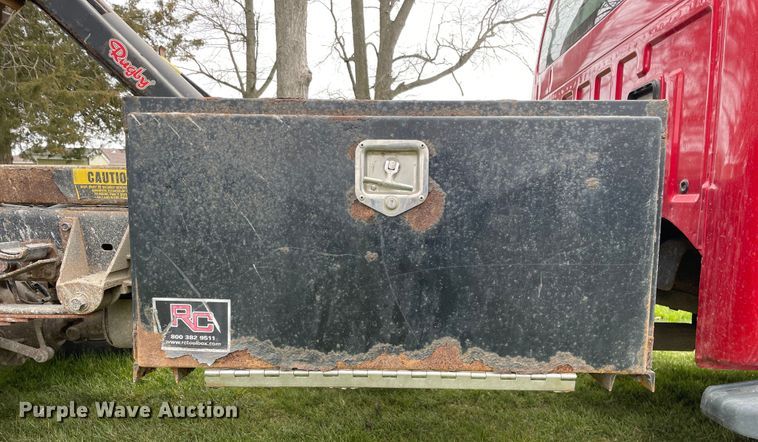 image for item LW9032 2008 Ford  F550 SuperDuty XL SuperCab dump truck