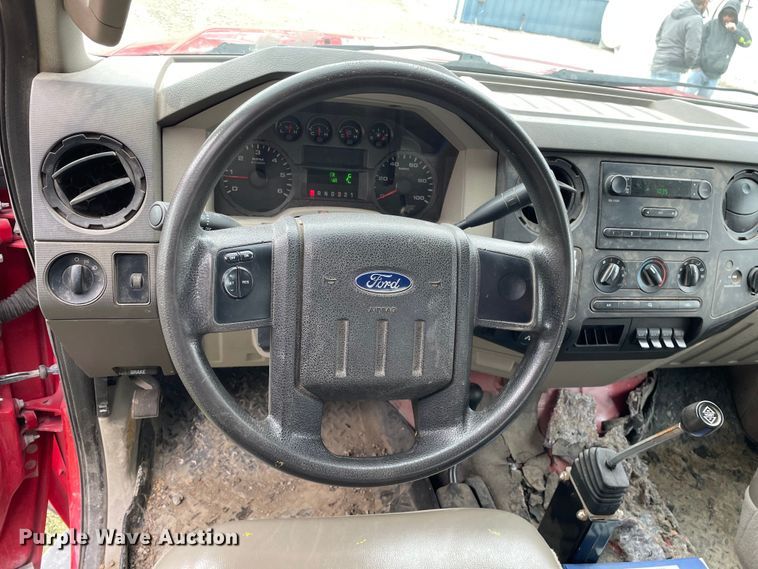 image for item LW9032 2008 Ford  F550 SuperDuty XL SuperCab dump truck