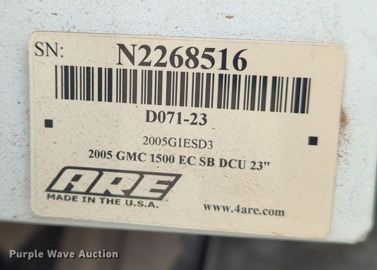 image for item LY9521 2005 GMC Sierra 1500 Ext. Cab pickup truck