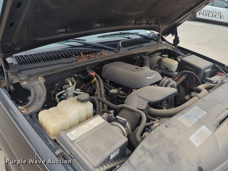 image for item LY9522 2005 GMC Sierra 1500 Ext. Cab pickup truck
