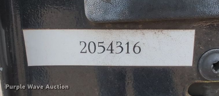image for item LY9522 2005 GMC Sierra 1500 Ext. Cab pickup truck