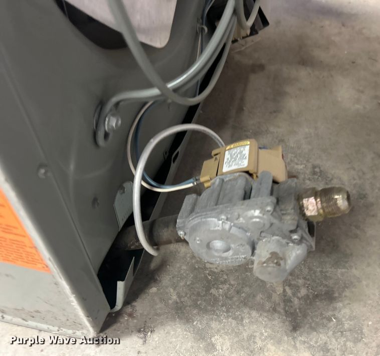 image for item NB9364 (2) Modine heaters