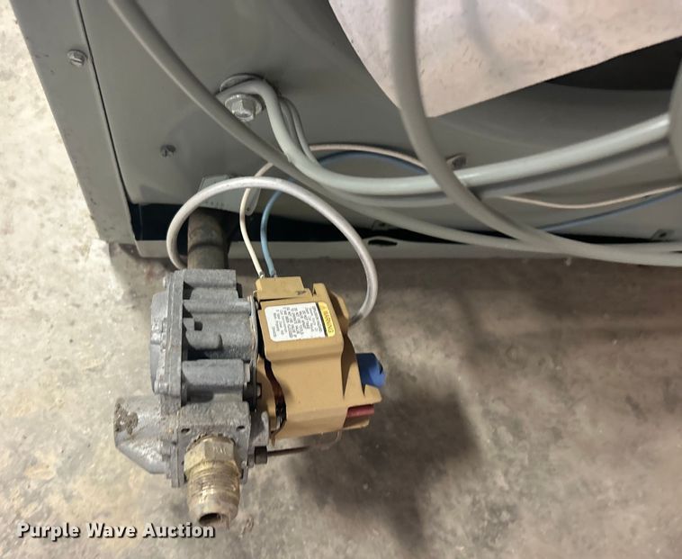 image for item NB9364 (2) Modine heaters