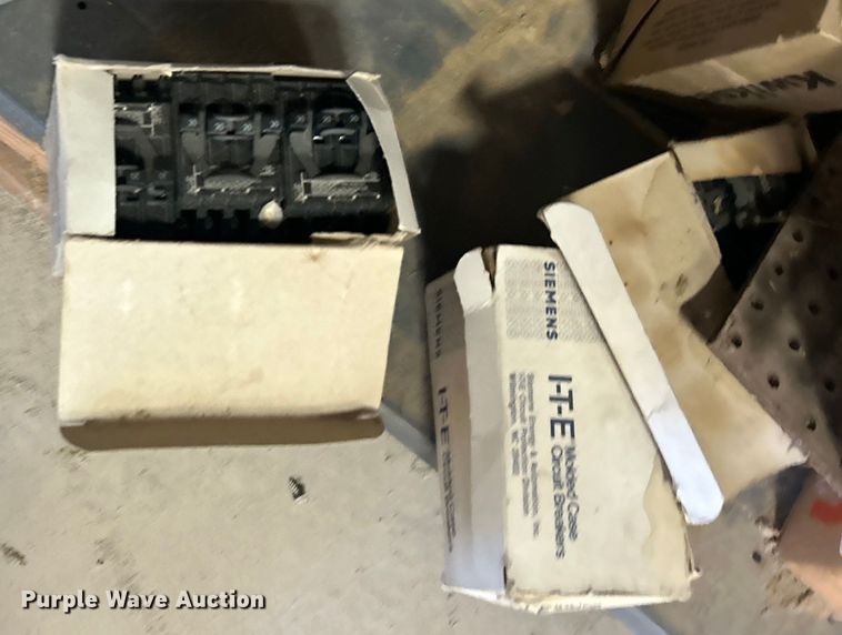 image for item NB9370 (3) pallet racks