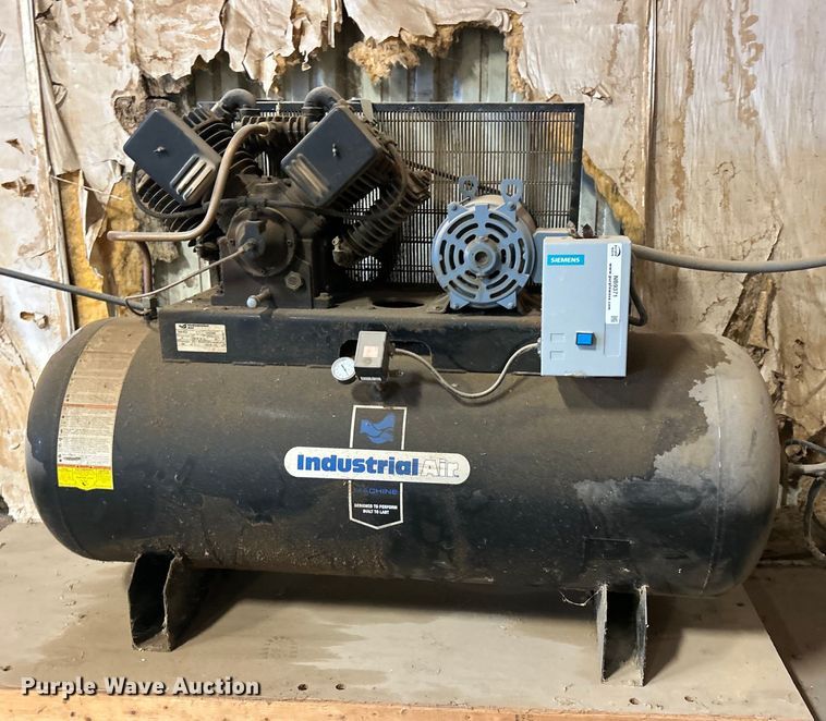 image for item NB9371 Industrial Air IH9919946 air compressor