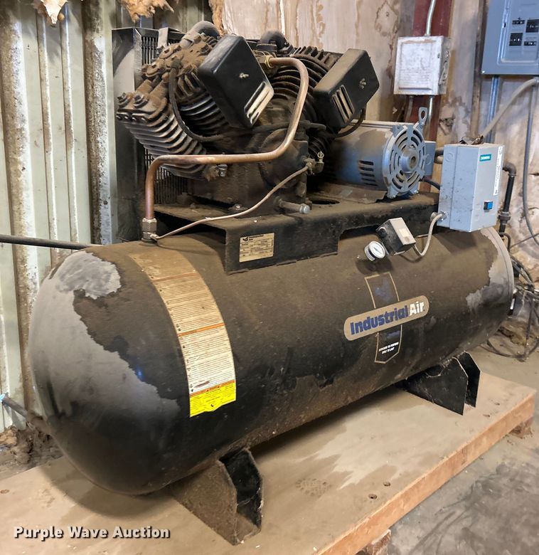 image for item NB9371 Industrial Air IH9919946 air compressor