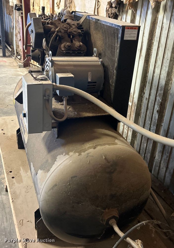 image for item NB9371 Industrial Air IH9919946 air compressor