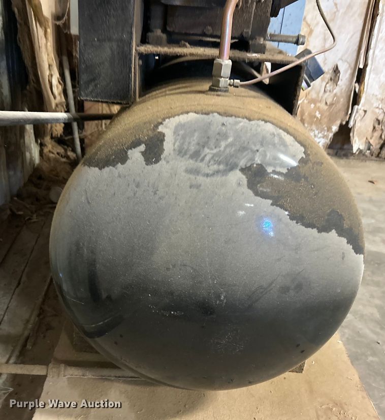 image for item NB9371 Industrial Air IH9919946 air compressor