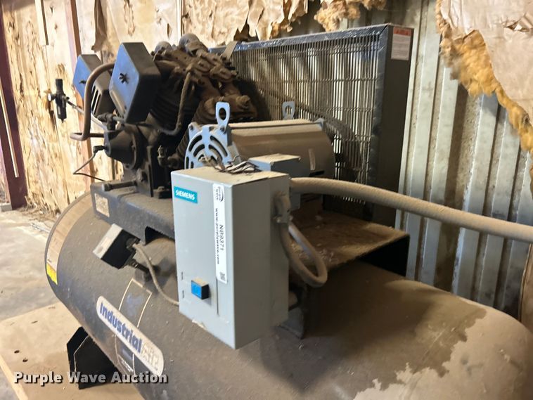 image for item NB9371 Industrial Air IH9919946 air compressor