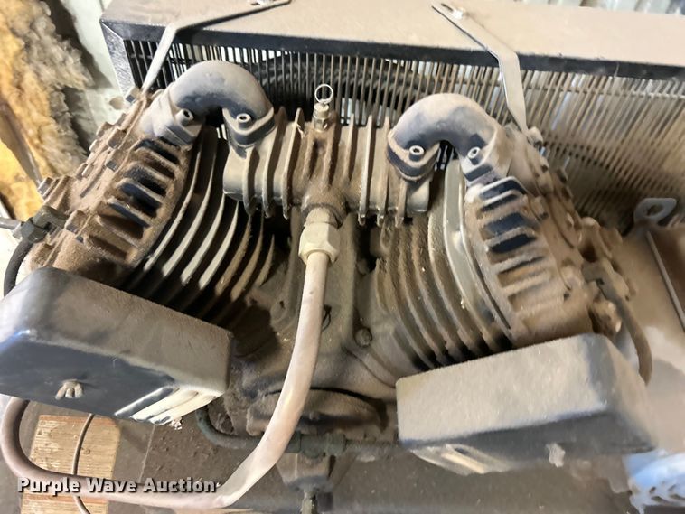 image for item NB9371 Industrial Air IH9919946 air compressor