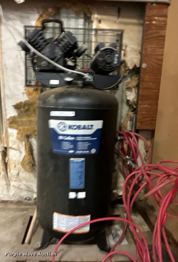 image for item NB9372 Kobalt  air compressor