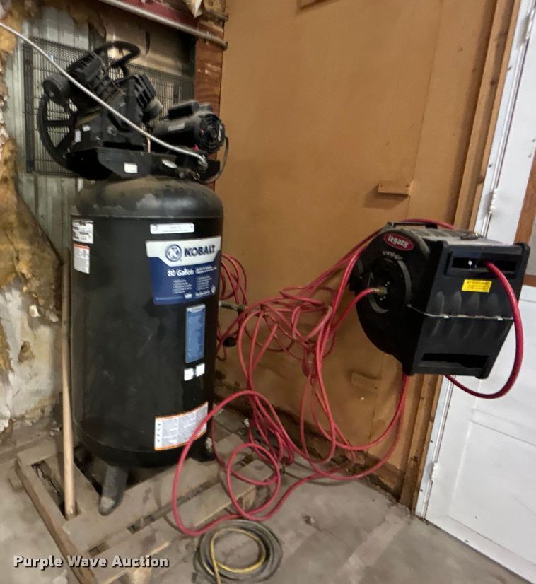 image for item NB9372 Kobalt  air compressor
