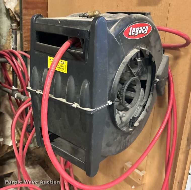 image for item NB9372 Kobalt  air compressor