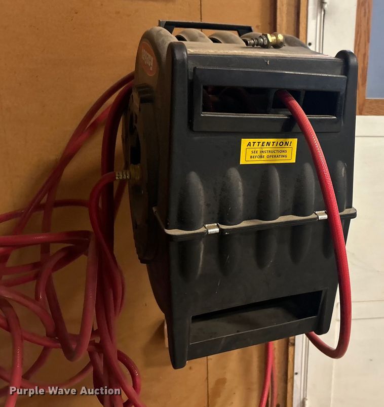 image for item NB9372 Kobalt  air compressor