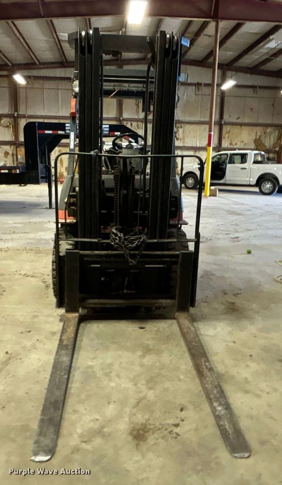 image for item NB9374 Toyota 7FGU25 forklift