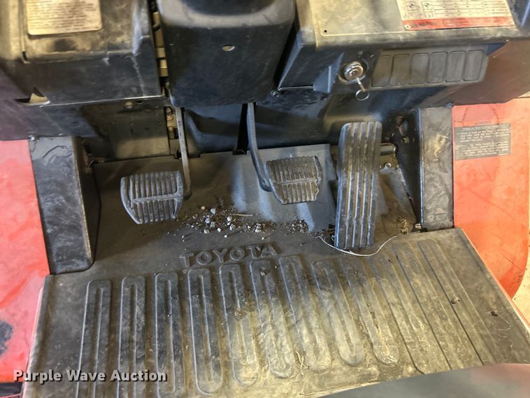 image for item NB9374 Toyota 7FGU25 forklift