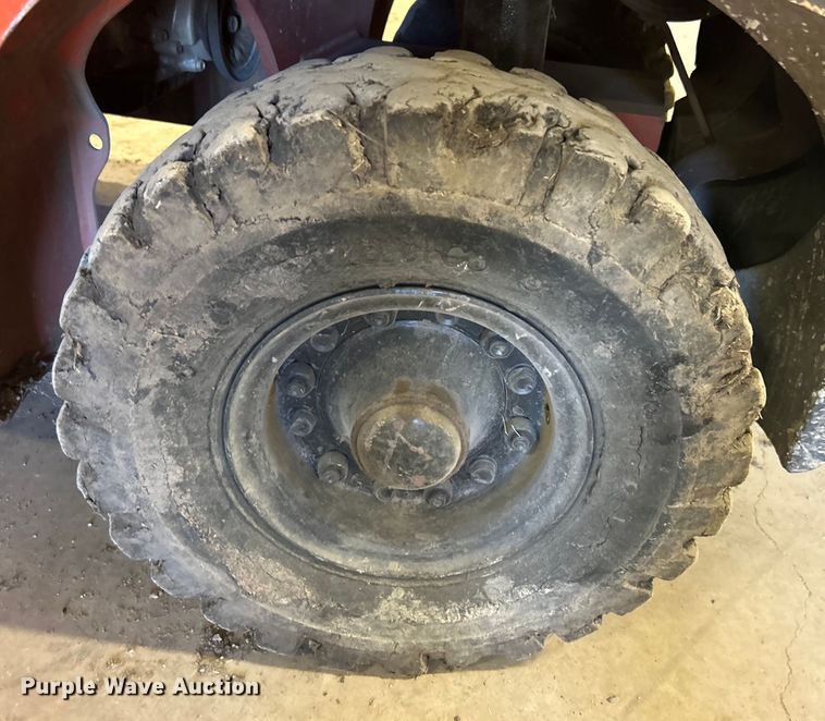 image for item NB9374 Toyota 7FGU25 forklift