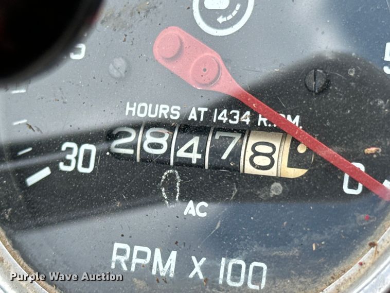 image for item ND9116 International Harvester 354 tractor