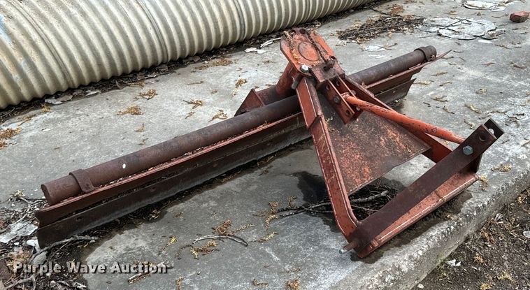 image for item ND9116 International Harvester 354 tractor