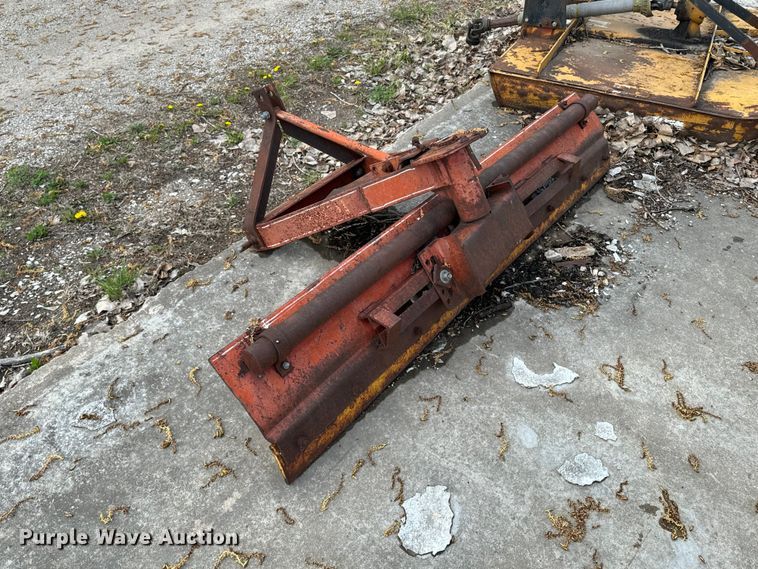 image for item ND9116 International Harvester 354 tractor