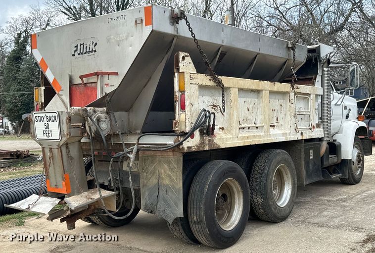 image for item ND9117 1988 GMC C7000 dump truck