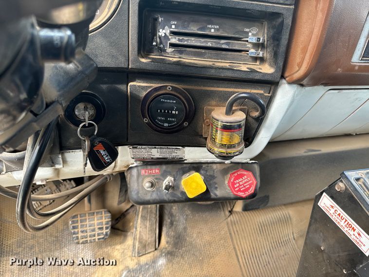 image for item ND9117 1988 GMC C7000 dump truck