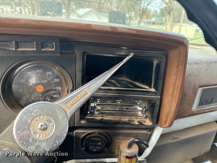 image for item ND9117 1988 GMC C7000 dump truck