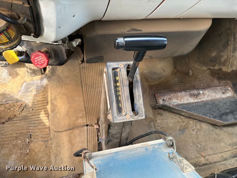 image for item ND9117 1988 GMC C7000 dump truck