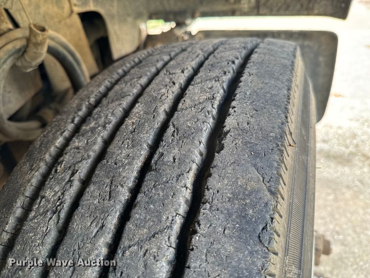 image for item ND9117 1988 GMC C7000 dump truck